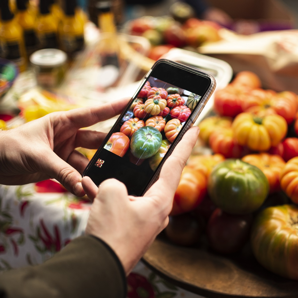 How to Sell Vegetables Successfully: A Complete Guide for U.S. Growers